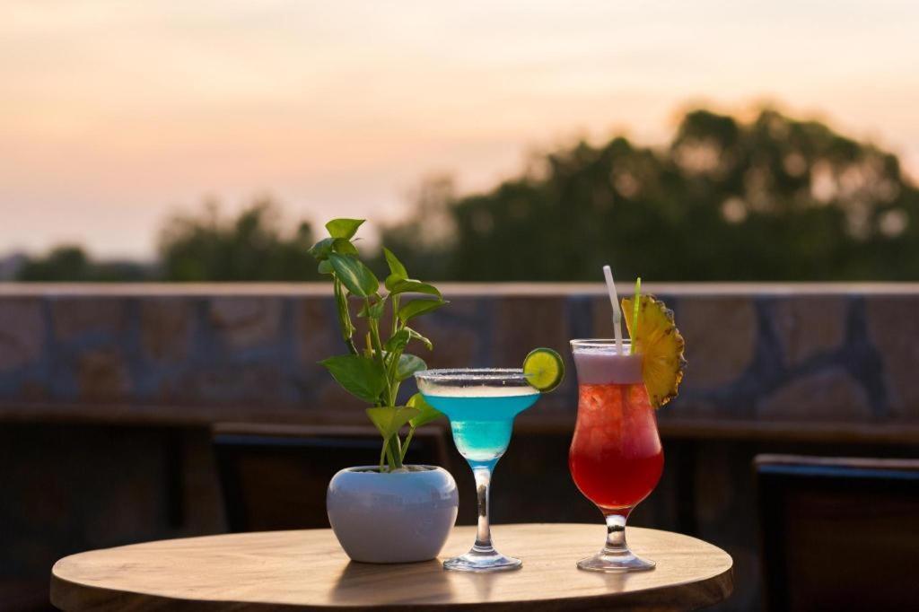 The Grand Cyclo Boutique Suite & Spa Siem Reap Exterior foto